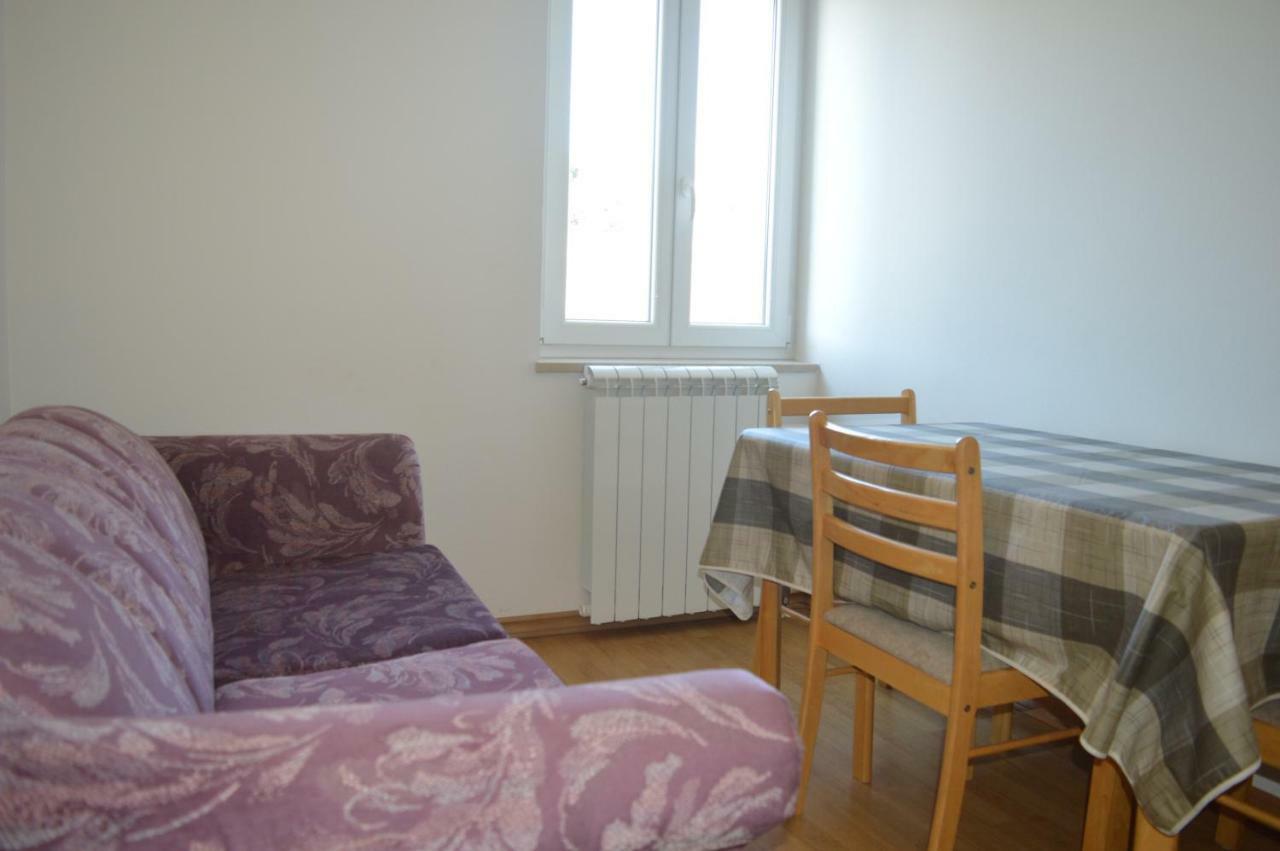 Apartments Charlie クルク エクステリア 写真